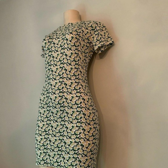 French Connection Floral Dress Mini Size 6 - Picture 1 of 4